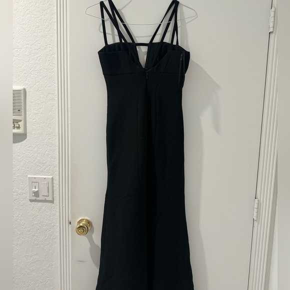 BCBG Max Azria Black gown size 0 - Picture 2 of 4